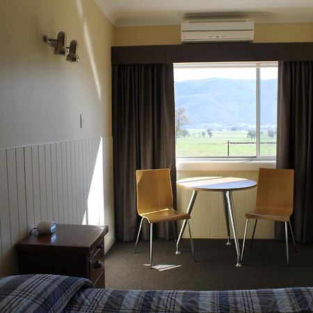 Mountain View Motel Corryong Quarto foto