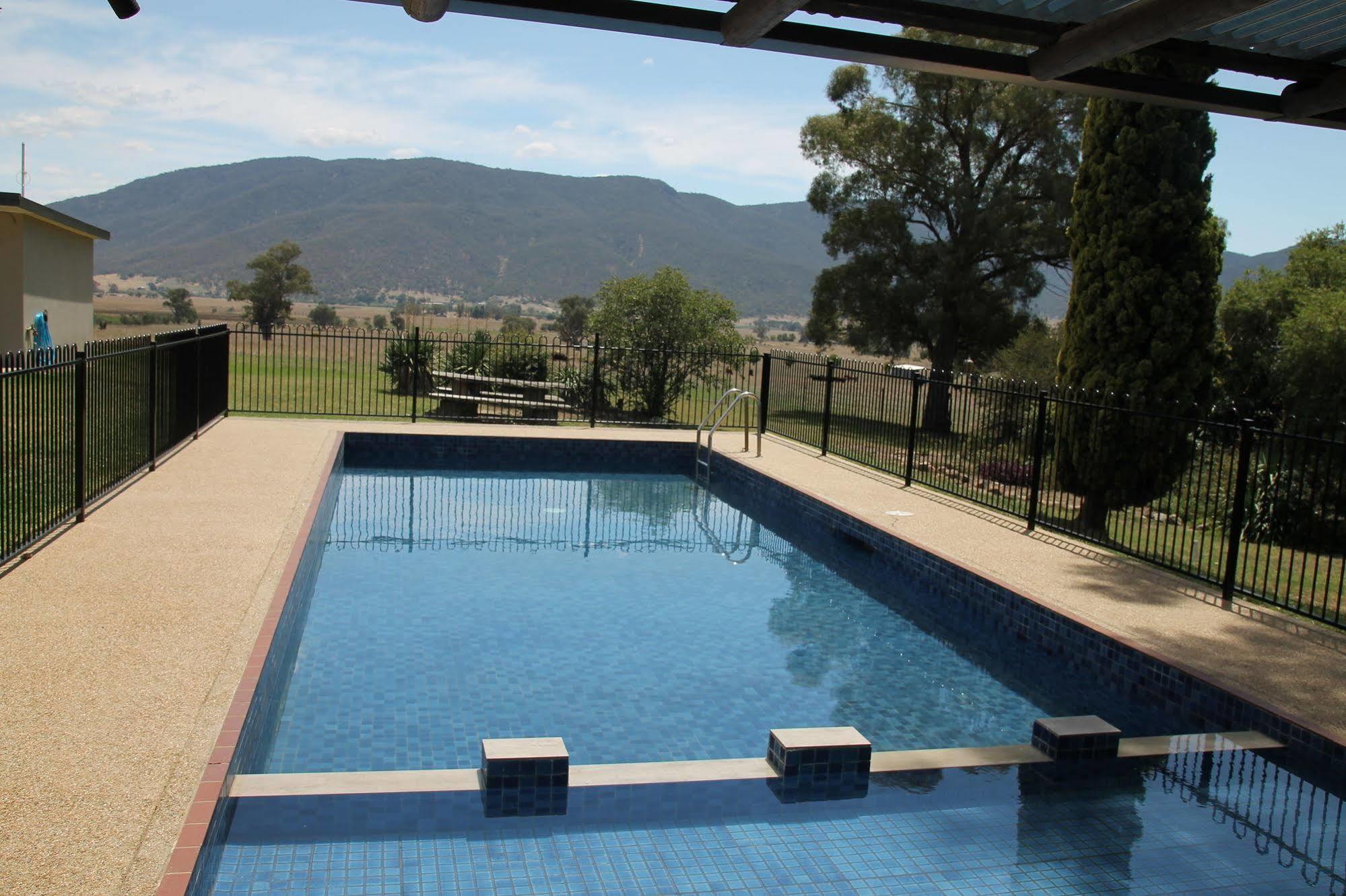 Mountain View Motel Corryong Exterior foto